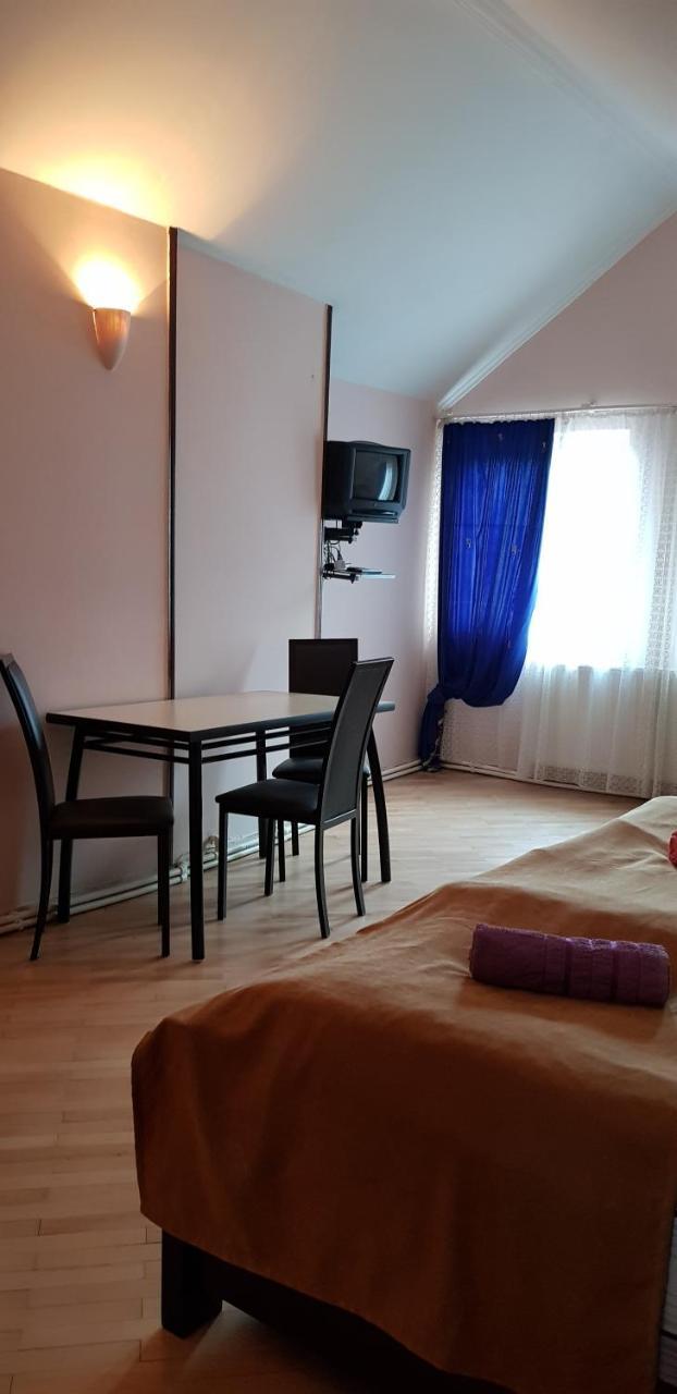 Guest House Likani 2017 Borjomi Esterno foto